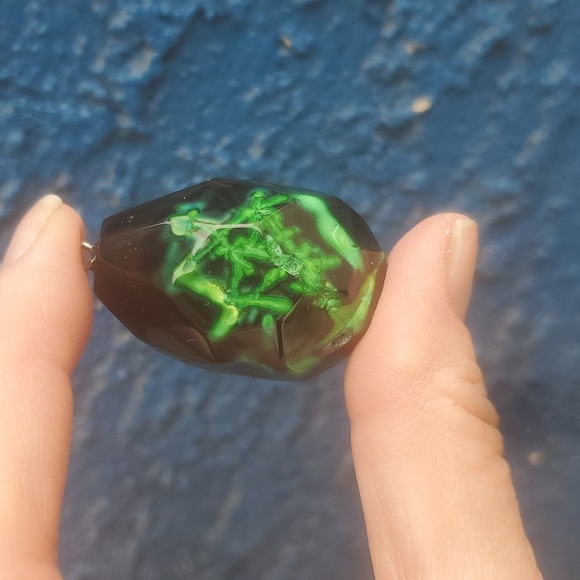 New Faceted Green & Black Fire Agate Pendant. - Picture 9 of 15